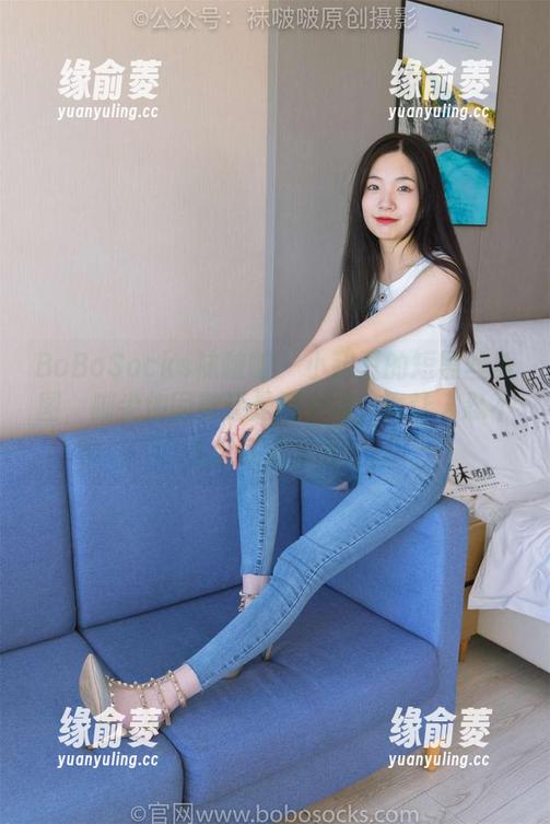 BoBoSocks袜啵啵 - 小甜豆的短黑丝美图，脚尖加固款还是那个味，真让人忍不住想多看几眼！