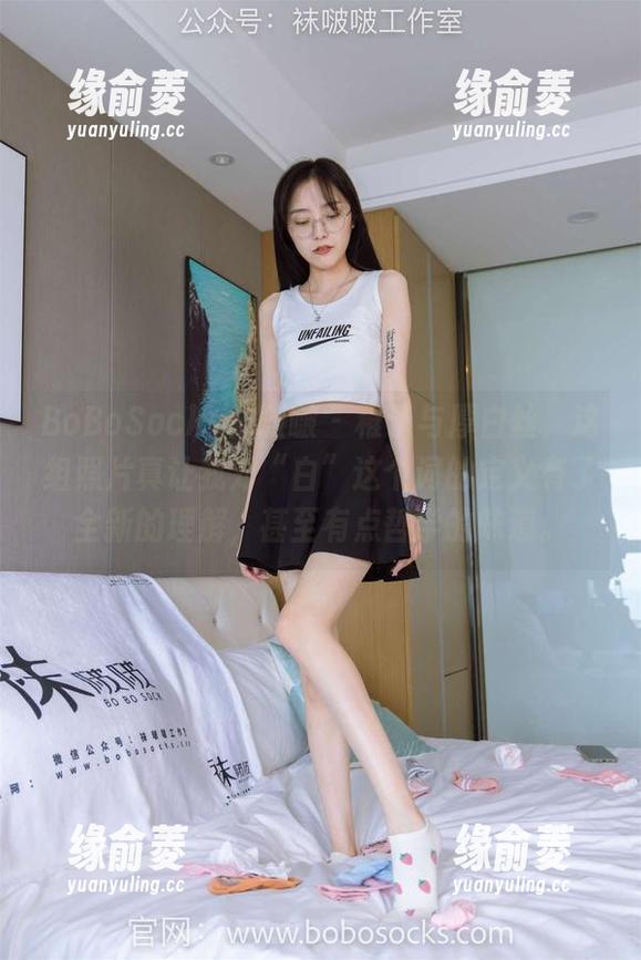 BoBoSocks袜啵啵-稚予 BoBoSocks袜啵啵 - 稚予与厚白丝,这组照片真让我对“白”这个词的定义有了全新的理解,甚至有点哲学的味道。
