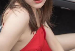 MSLASS梦丝女神 – 玥玥白丝洛丽塔高清图册，幻想与现实交织的瞬间