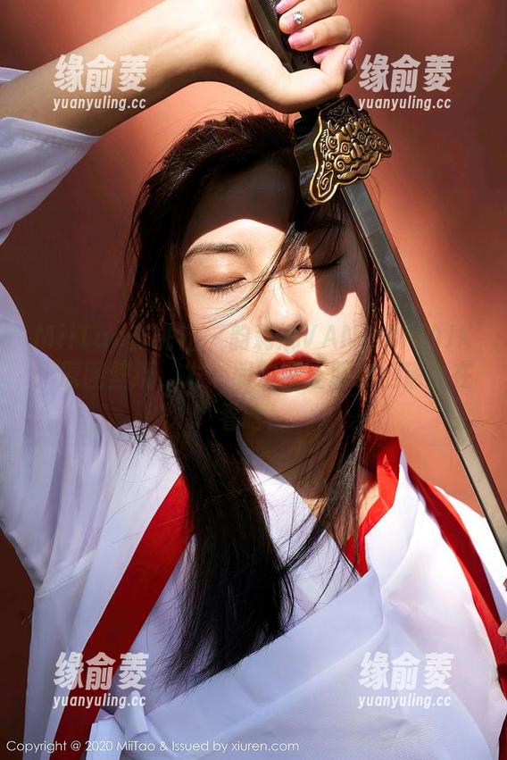 MiiTao蜜桃社 - 韵莉娜VANILLA的JK：原图壁纸，发个朋友圈让朋友们猜我在看啥！