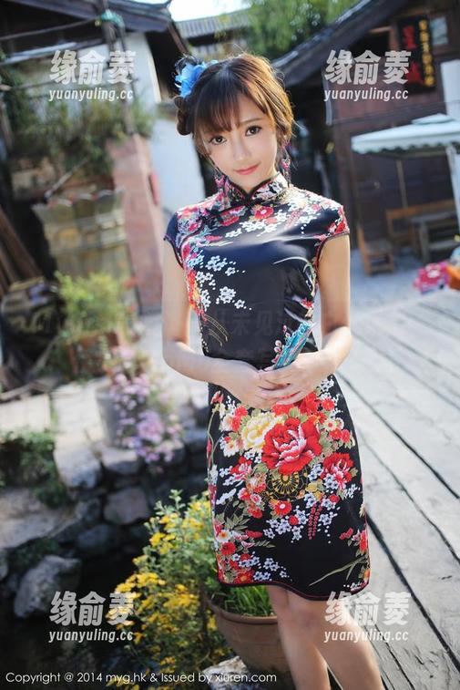 MyGirl美媛馆-伊小七MoMo MyGirl美媛馆 - 从未见过的白丝风情,伊小七MoMo全套写真带你飞!