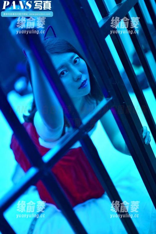PANS - 白色如诗，仙儿的私房图集让你想高歌一曲