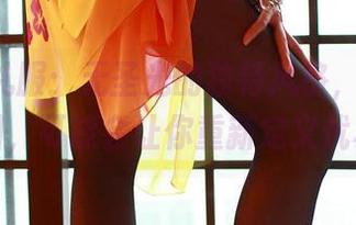 ROSI礼服：无圣光的独特风格，看看这套图，可能会让你重新定义优雅。