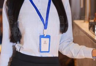 Xiuren秀人网 – Yuki鱼儿的毛衣私拍：这衣服不光是毛线，简直是心意满满，原图给个赞！