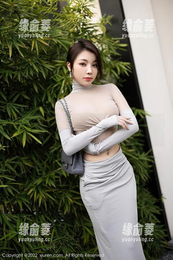 Xiuren秀人网 - 想和南初妹妹的学妹一起高清原图遨游，在梦境和现实之间。