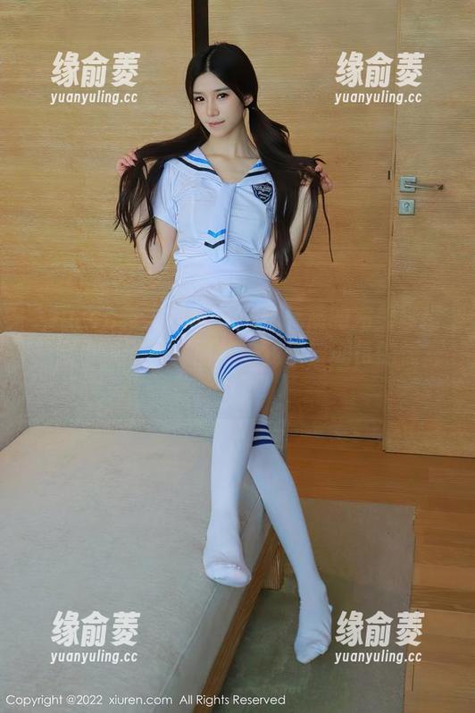 Xiuren秀人网 - 礼服与气质的完美碰撞，金小依的写真图集是我未曾期待的惊喜！