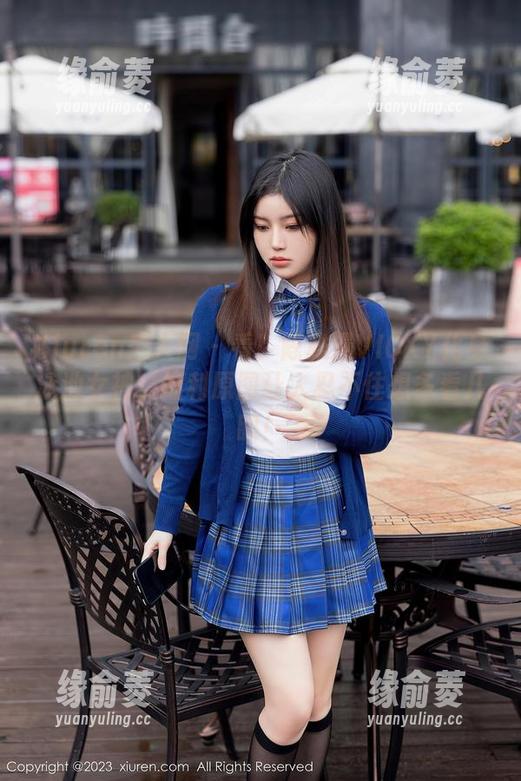 Xiuren秀人网 - 看！陈雅漫VICKY化身泳池女神，福利原图让人忍不住想多看几眼！