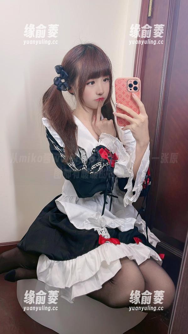 从miko酱ww的牛仔裤看审美，每一张原图都有暖暖的故事！