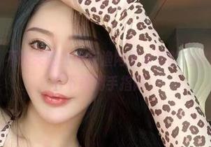 微密圈 – 不爱笑的赛琳在渔网黑丝里的无限魅力，全套下载剁手指南！