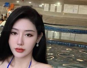 微密圈 – 谁能想到不爱笑的赛琳穿上旗袍的样子会这么惊艳？合集来袭！