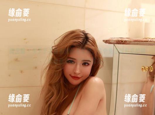 微密圈 - 关于于芷晴和她的吊带袜，这个免费图包真的能带给你意料之外的乐趣！