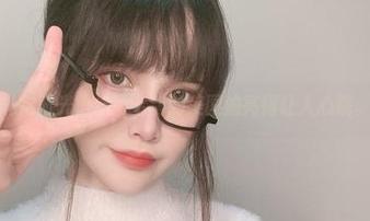 私拍时光，你十七鸽的美图油亮得让人心跳。