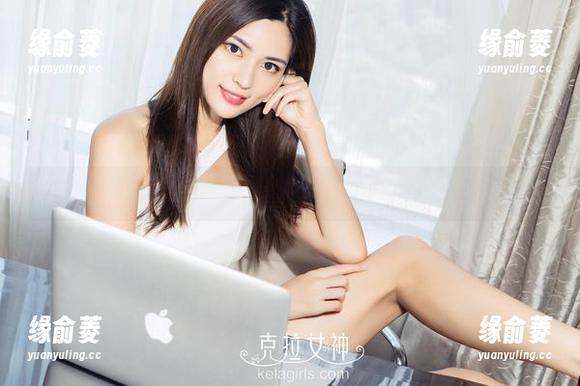 克拉女神 - 原图风暴！看佳莹的长腿，感觉好像走进了梦里。