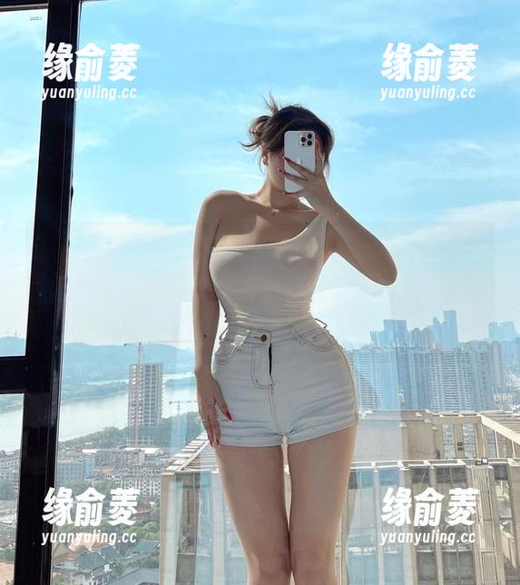安妮yoo 微密圈 - 安妮yoo的气质真让人想象,夜幕下的浴室给了我太多灵感,原图和壁纸都格外耀眼!