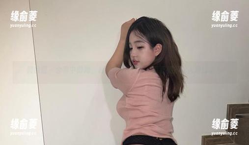 微密圈 - 合集中的她，私拍小u优优子，简直美得让人咽口水！
