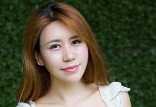 尤物馆 – 当FoxYini孟狐狸遇上圣诞，写真和照片的奇妙碰撞！