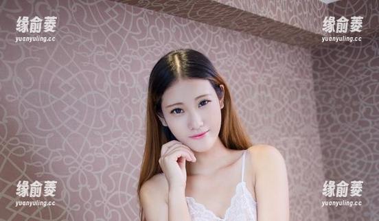 尤物馆 - 福利时间到！baby贝贝眼镜图集，别眨眼，可能会错过什么哦！