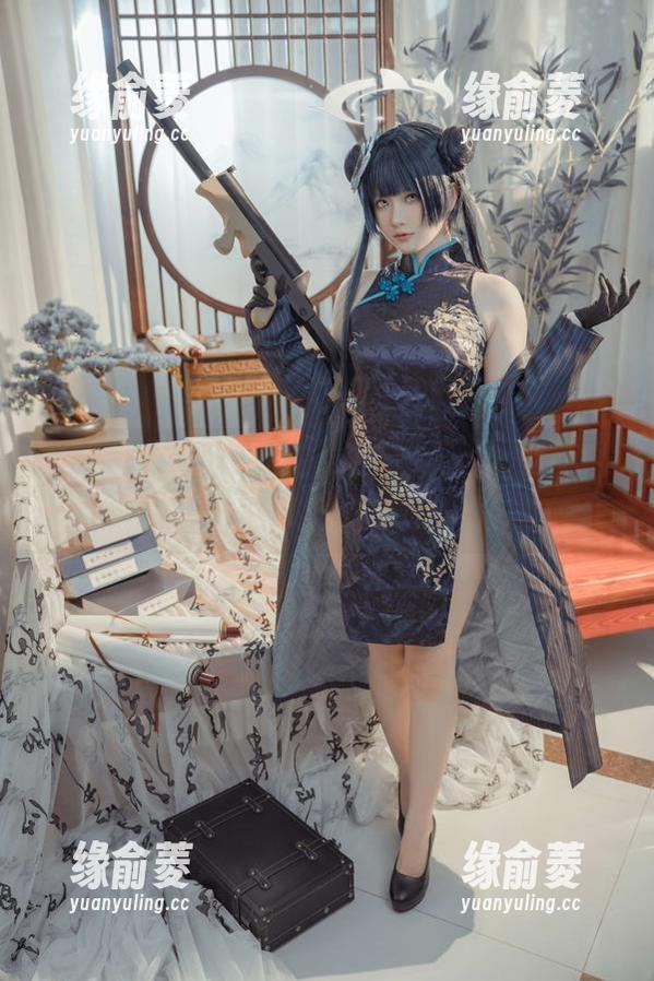 谁说护士只能乖巧？屿鱼yukako的暗黑护士写真绝对翻转你的小脑袋