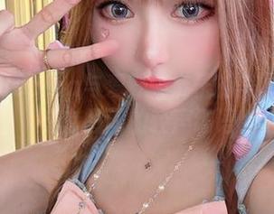 彩芸_Nebula与爱野美奈子的美图对话：在套图间的轻声细语