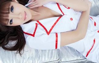 推女郎 – 松果儿的写真：定制纯白，谁说不可以色彩