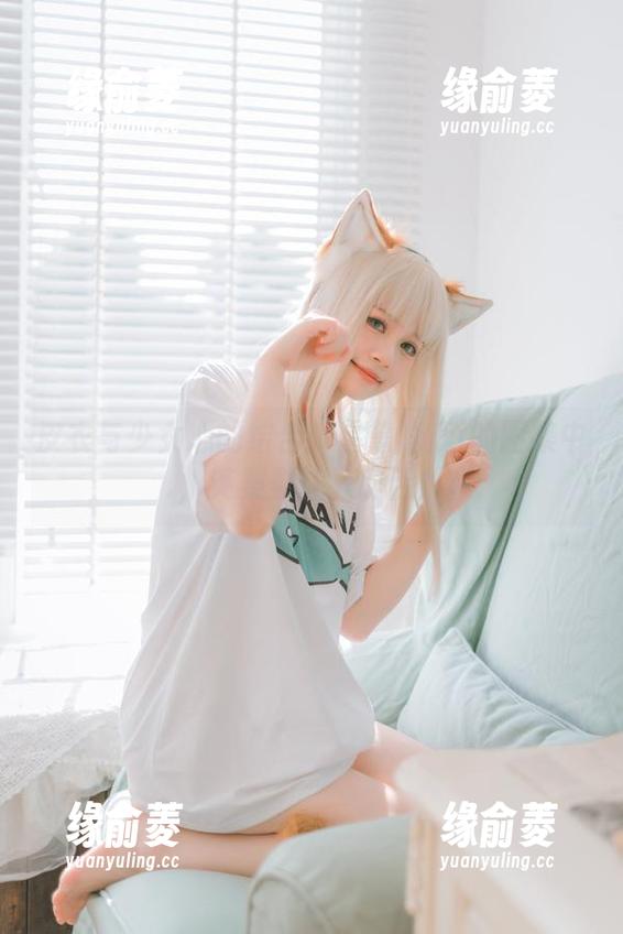 皮衣与少女心的结合！星黛鹿鹿i的图集中，英梨梨让人咋舌！