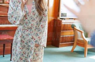 普美(bomi)Collection01原图，没啥特别的，就是她的气质吸引我反复看