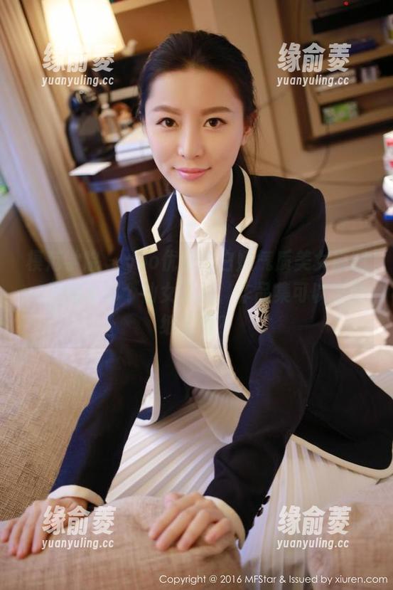 模范学院 - yoo优优的白嫩气质美女原图：这得是哪个仙女下凡，作品集可以当壁纸了吧？