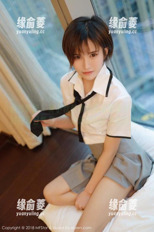 模范学院 - 夏小秋秋秋的私房图集充满奇妙的夏日气息，不知道的还以为是魔法！