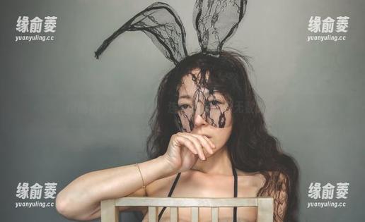 樱晚gigi最新图册，连体衣里藏着无数的小惊喜