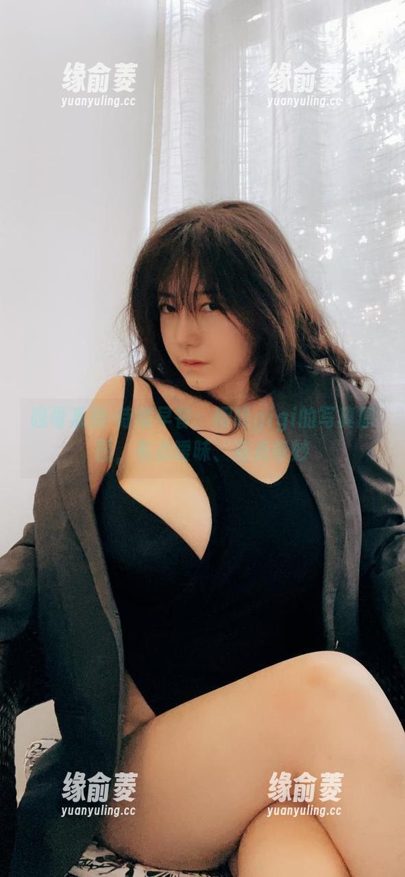 晚哥系列-诗意早餐：樱晚gigi的写真原图，有点暧昧、有点奇妙