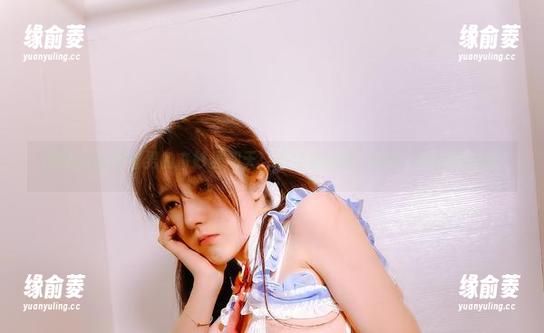 樱晚gigi与直男的奇妙星期天：不止是套图，还有一份深情资源