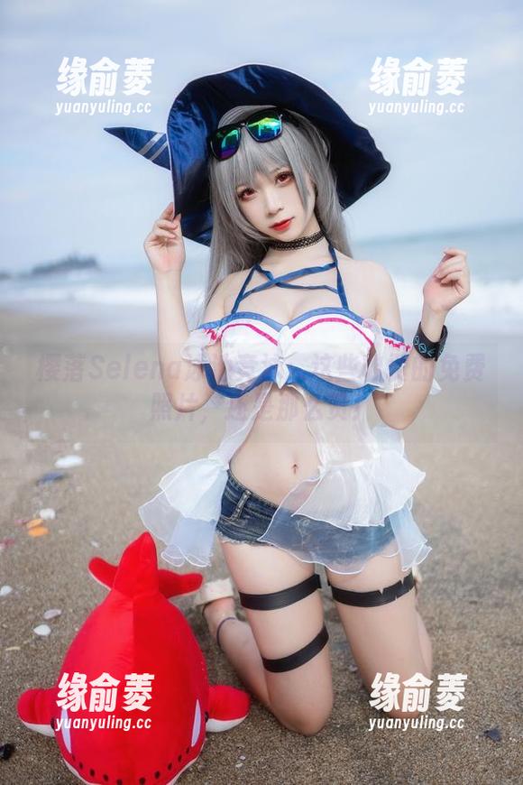 樱落Selena泳池竞泳：这些收费的免费照片，还是那么赞！
