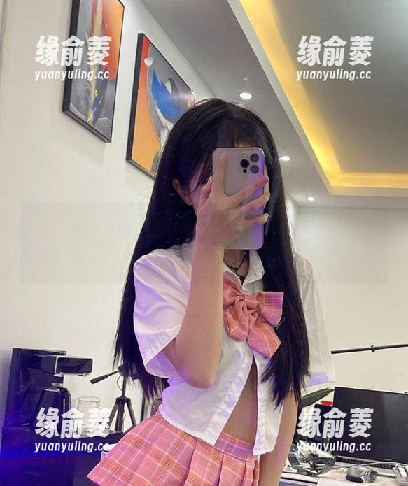 微密圈 - 让人的眼光停留，汤圆可甜了的美腿作品，一秒钟就让你心中泛起涟漪！