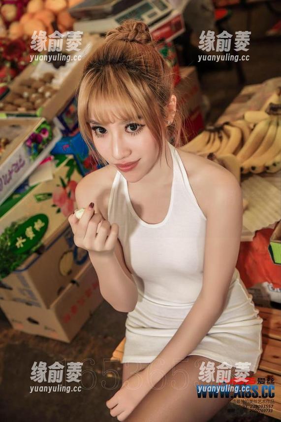 爱丝 - 何冉黑色合集：偷偷下载，悄悄变得更有魅力！