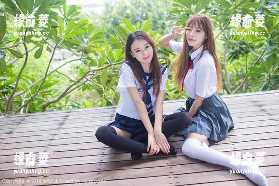 爱蜜社 - 合集里的豹纹：看瑞妤如何把动物印花穿出了野生的感觉！