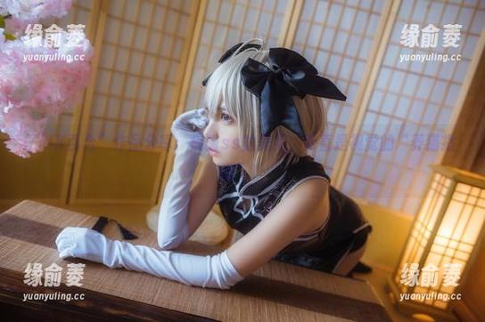 疯猫ss “JK百合”作品分享:疯猫ss的美照,简直是视觉的“养猫指南”!