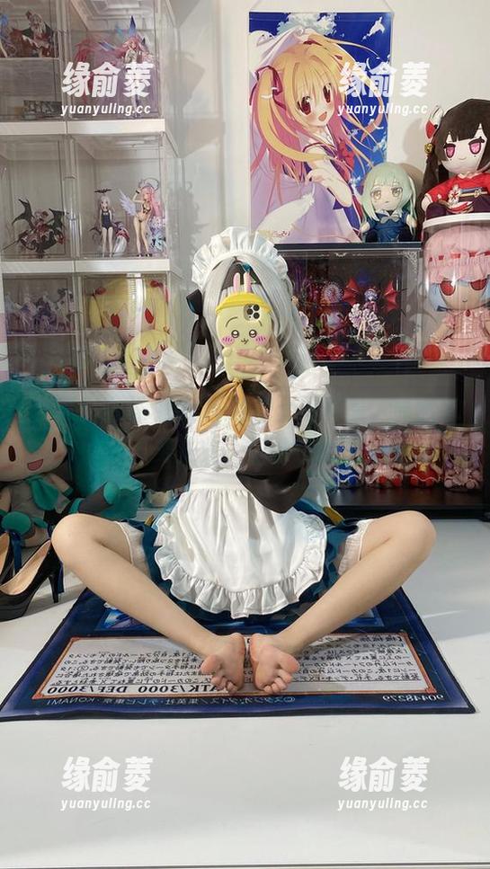 更新！白栎Shirly的护士写真集，显然有点不务正业，但谁在意呢？