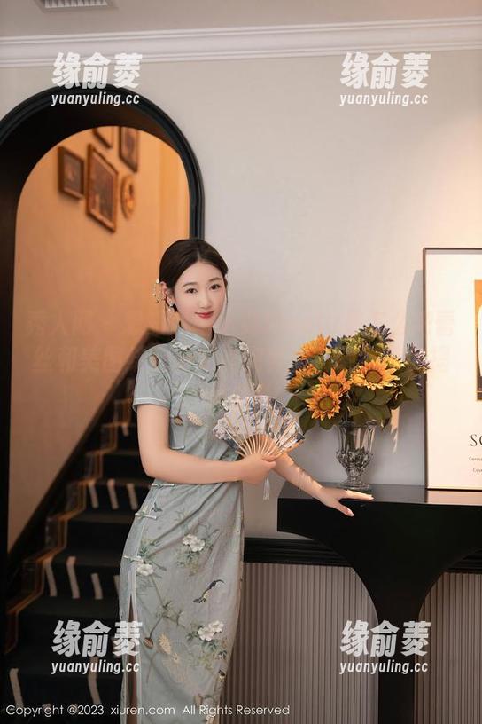 秀人网 - 想知道星小兔Meetu是怎么把蕾丝和美图结合得如此完美的？图包带你揭秘哦！