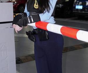 秀人网 – 璀灿女孩就是那么吸引，快来免费下载这一刻！
