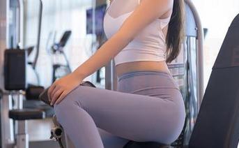 秀人网 – 走进田兮白的纯白合集：白得让人心动，还是心累？