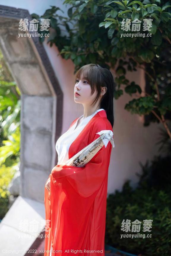 秀人网 - 你知道吗？绮里嘉ula的长腿在图库里上演分享秀，真是让人目不暇接！