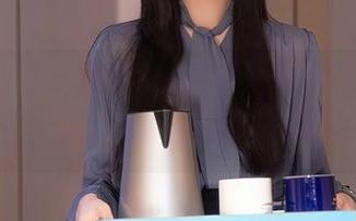 秀人网 – 随便翻翻，在线发现龙雪儿的女仆风采，图片永远不够看！