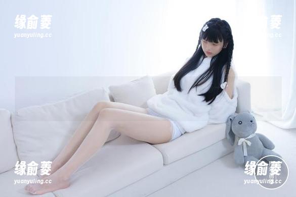 稚乖画册 - 生煎团团的少女写真，最新篇章：每一眼都是一块饺子皮的柔软和期待。