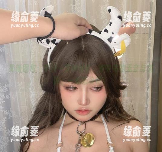 最新图包：芊川一笑MNK，笼中鸟的无奈与美丽，一起感受吧！