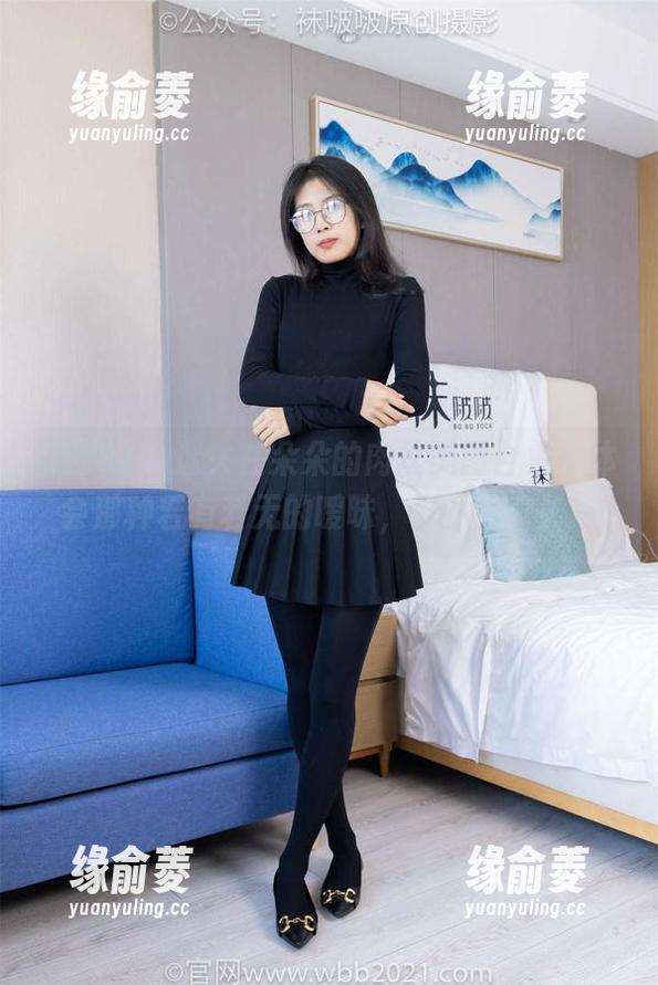 袜啵啵 - 迷失在朵朵的肉丝美图合集，体会那种若有若无的暧昧，真的很奇妙～