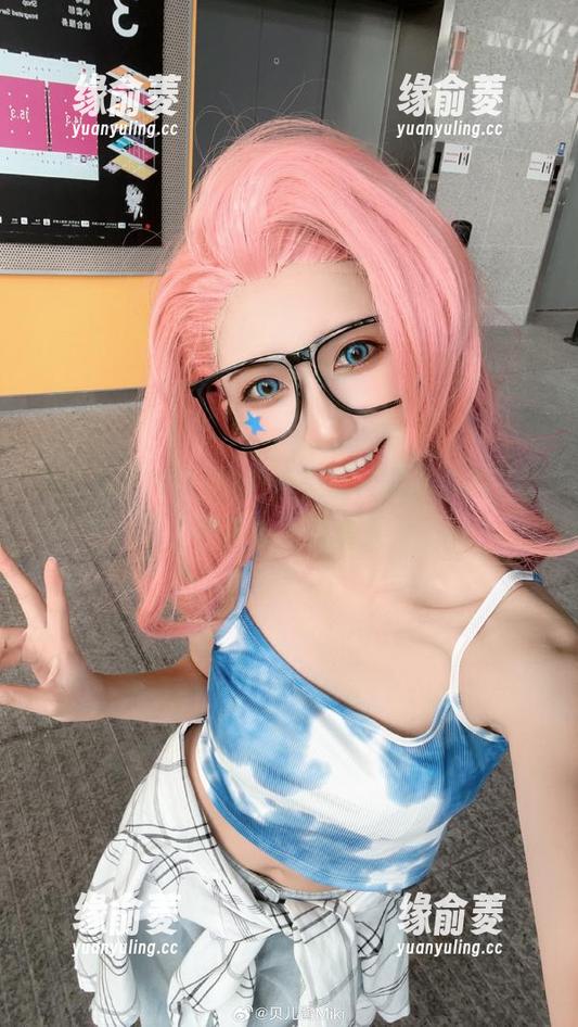 当贝儿酱Miki的户外美图，成了你的“精神西装”代言人